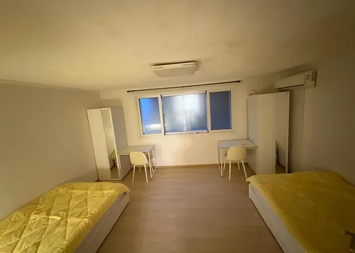 Selene Hapjeong Woman Only Share House *